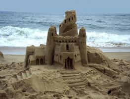 Afbeeldingsresultaat voor sand castle